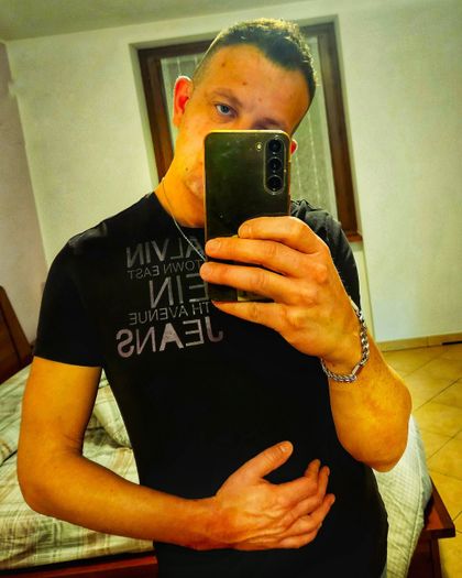 daniel_italyx.x.x OnlyFans picture