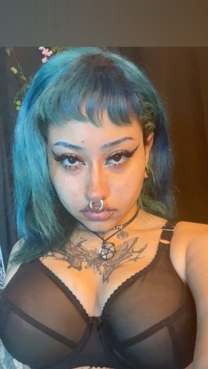 deluxxxeblu OnlyFans picture