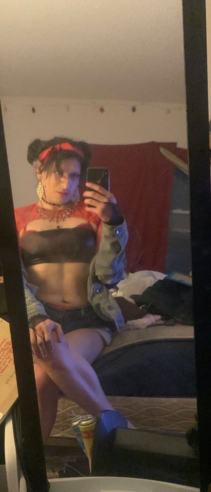 elle-p OnlyFans picture