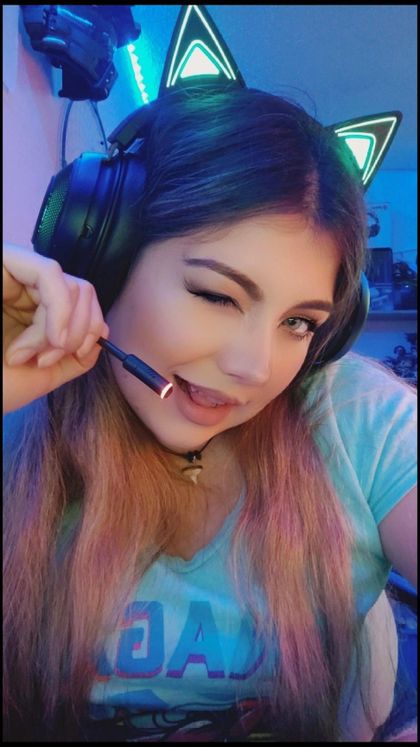 lesliepavlogs OnlyFans picture