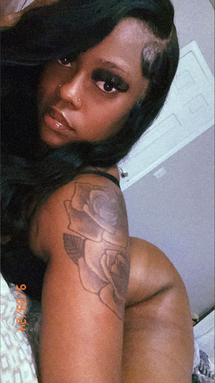 itssmarieee OnlyFans picture