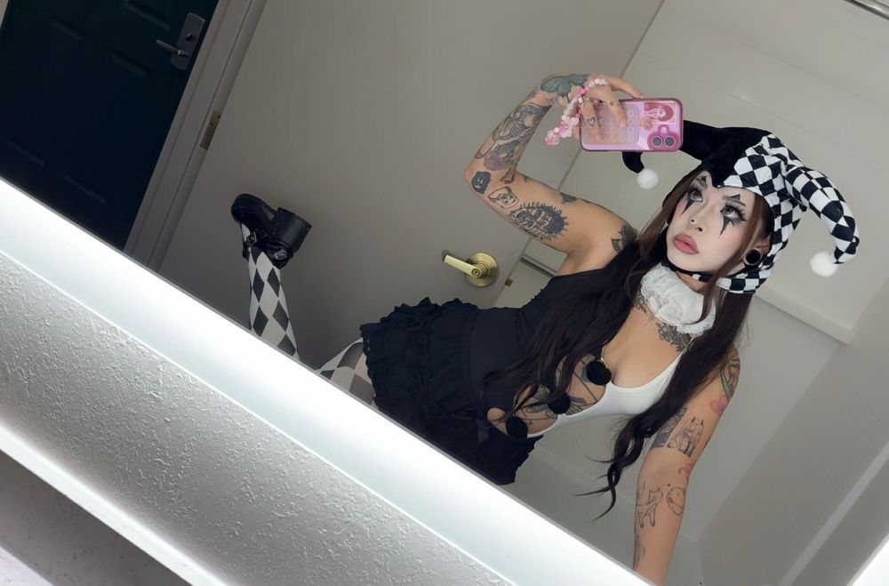 intrapers0nal OnlyFans profile picture