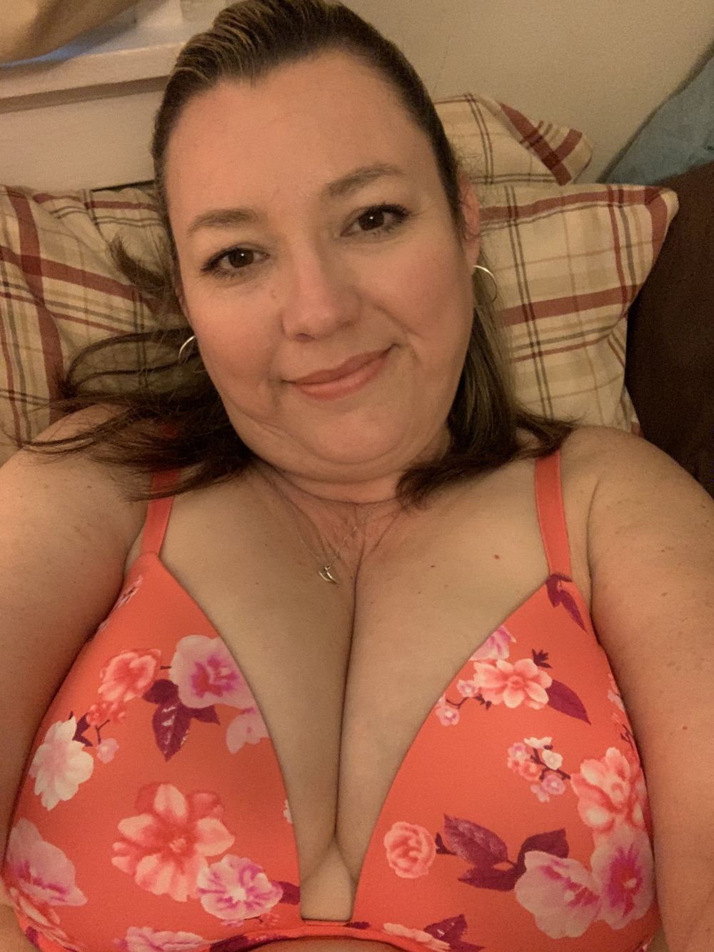 hotwiferen OnlyFans profile picture