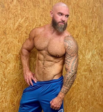 sergebear OnlyFans picture