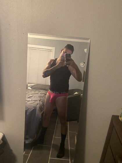 enrique713j OnlyFans picture