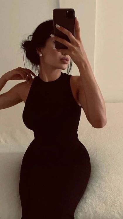 amber.archi OnlyFans picture