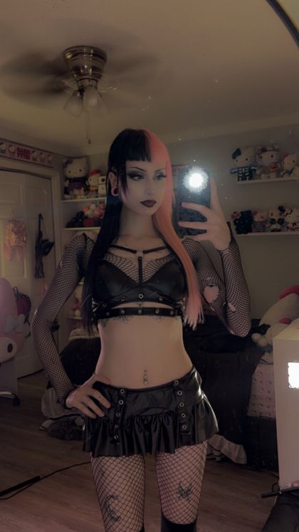 grung3d0ll OnlyFans picture