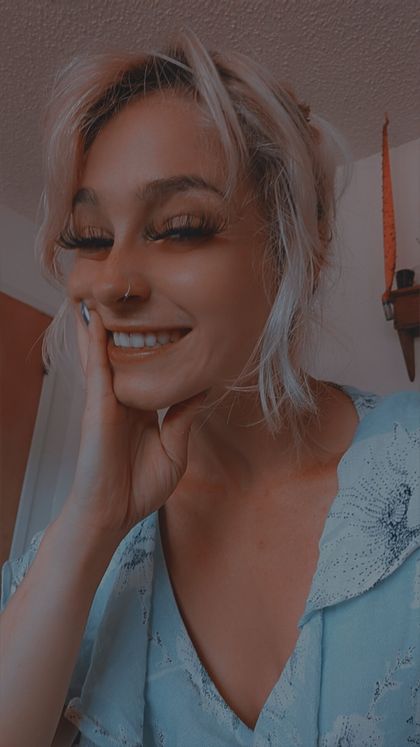 violetmeadows123 OnlyFans picture