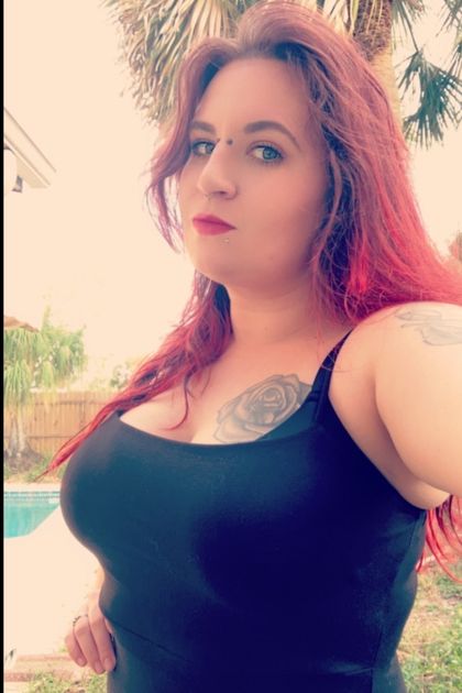 Best Hot Nikkibaby8 OnlyFans Accounts | FansMetrics.com