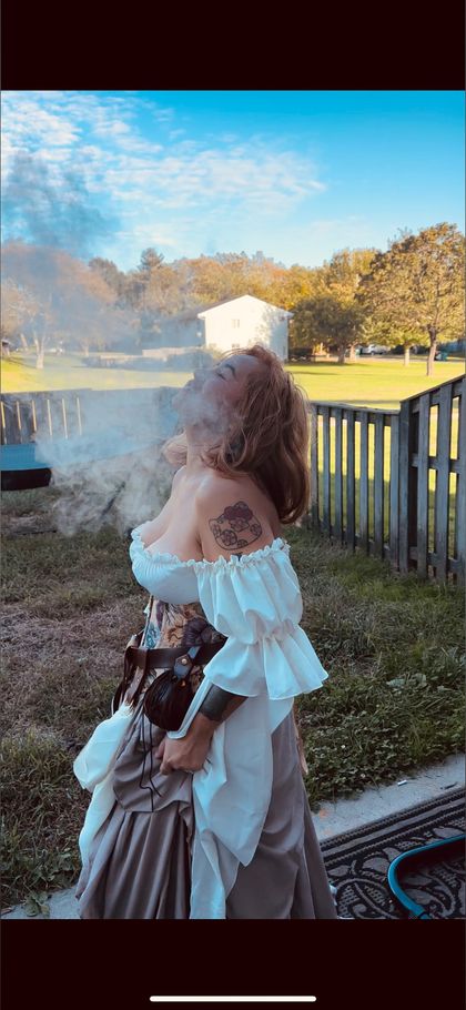poppytheadventurer OnlyFans picture