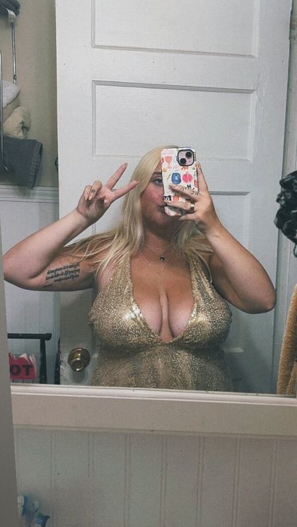 goldtitsbby OnlyFans picture