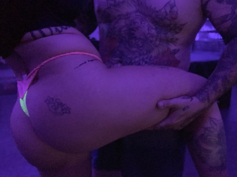 slickandlaydie OnlyFans profile picture