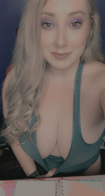 makemequiver OnlyFans picture