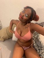 realhoney OnlyFans - Free Trial - Photos - Socials | FansMetrics.com