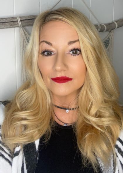 classycougarx OnlyFans picture