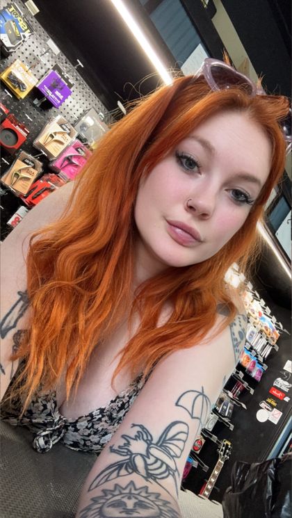 astridwhitakerx OnlyFans picture