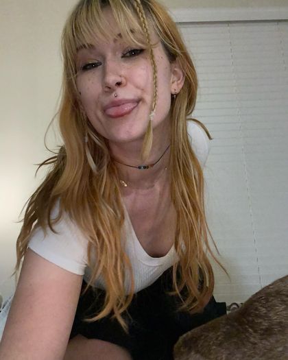 alle.mae OnlyFans picture