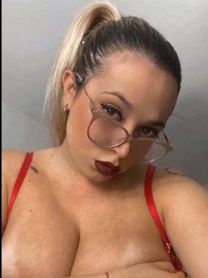 blondeechanel OnlyFans picture