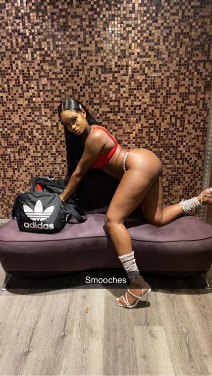 smoochesss8 OnlyFans picture