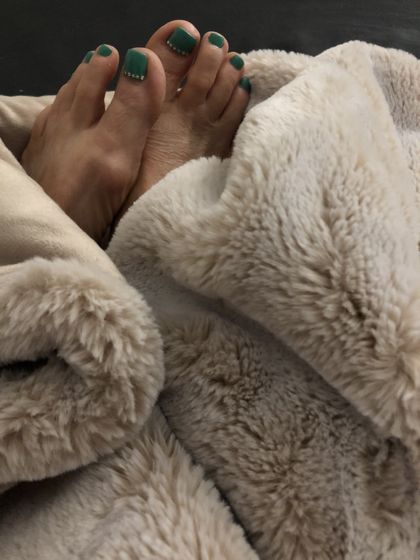 nopusifootnaround OnlyFans picture