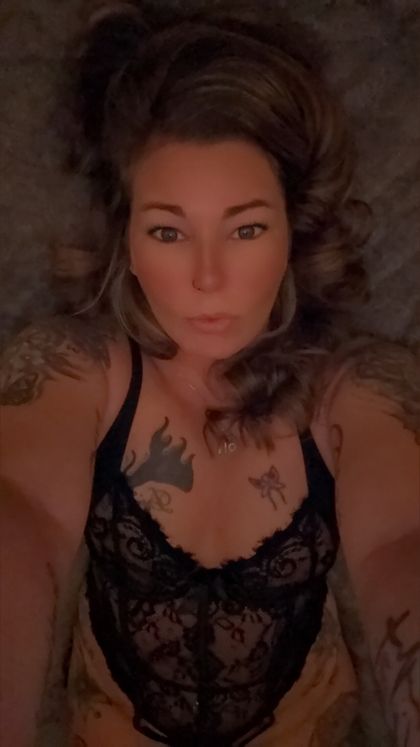 luvbugpillowqueen2 OnlyFans picture