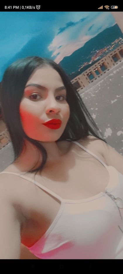 danniieella OnlyFans picture