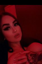 aprilcannonsxo OnlyFans - Free Trial - Photos - Socials ...