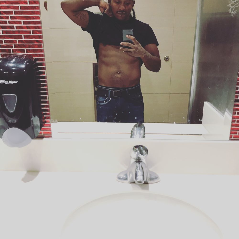 u196187722 OnlyFans profile picture