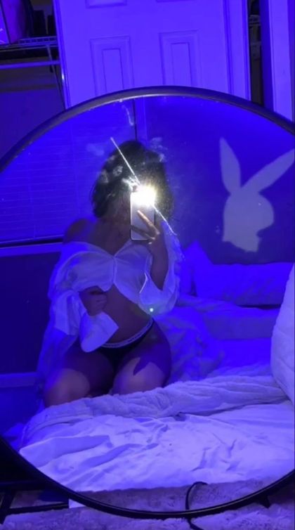 jennybluu23 OnlyFans picture