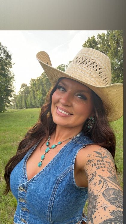chey_elaine OnlyFans picture