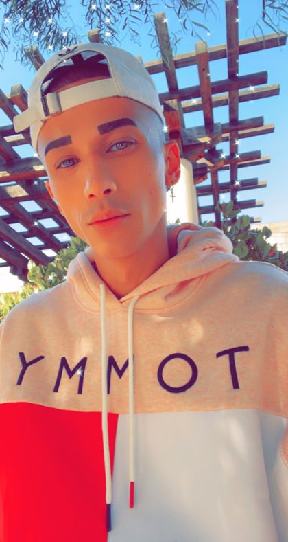 therealwhoisbombae OnlyFans picture