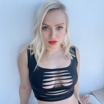 abby_mistress OnlyFans - Stats, Graphs, Photos & Profile Comparisons