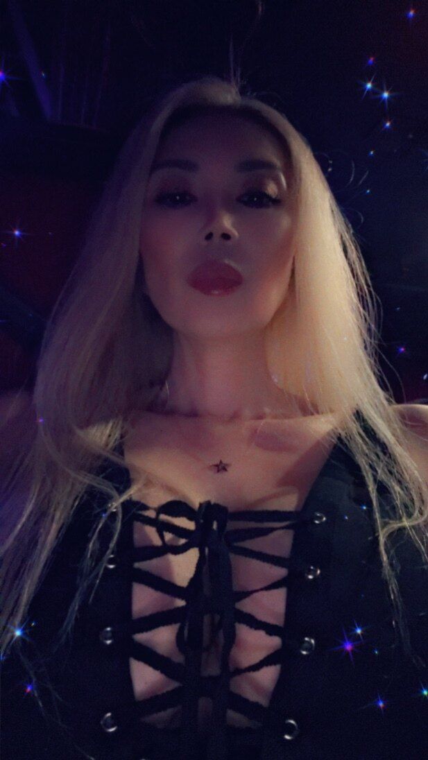 violetnightwolf OnlyFans profile picture