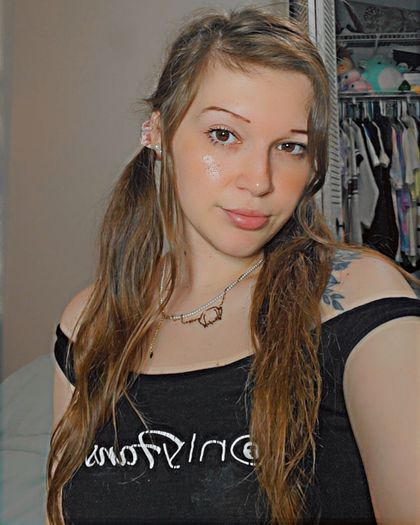 kiwifroot OnlyFans picture