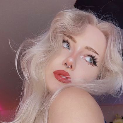 revolvingrose OnlyFans picture