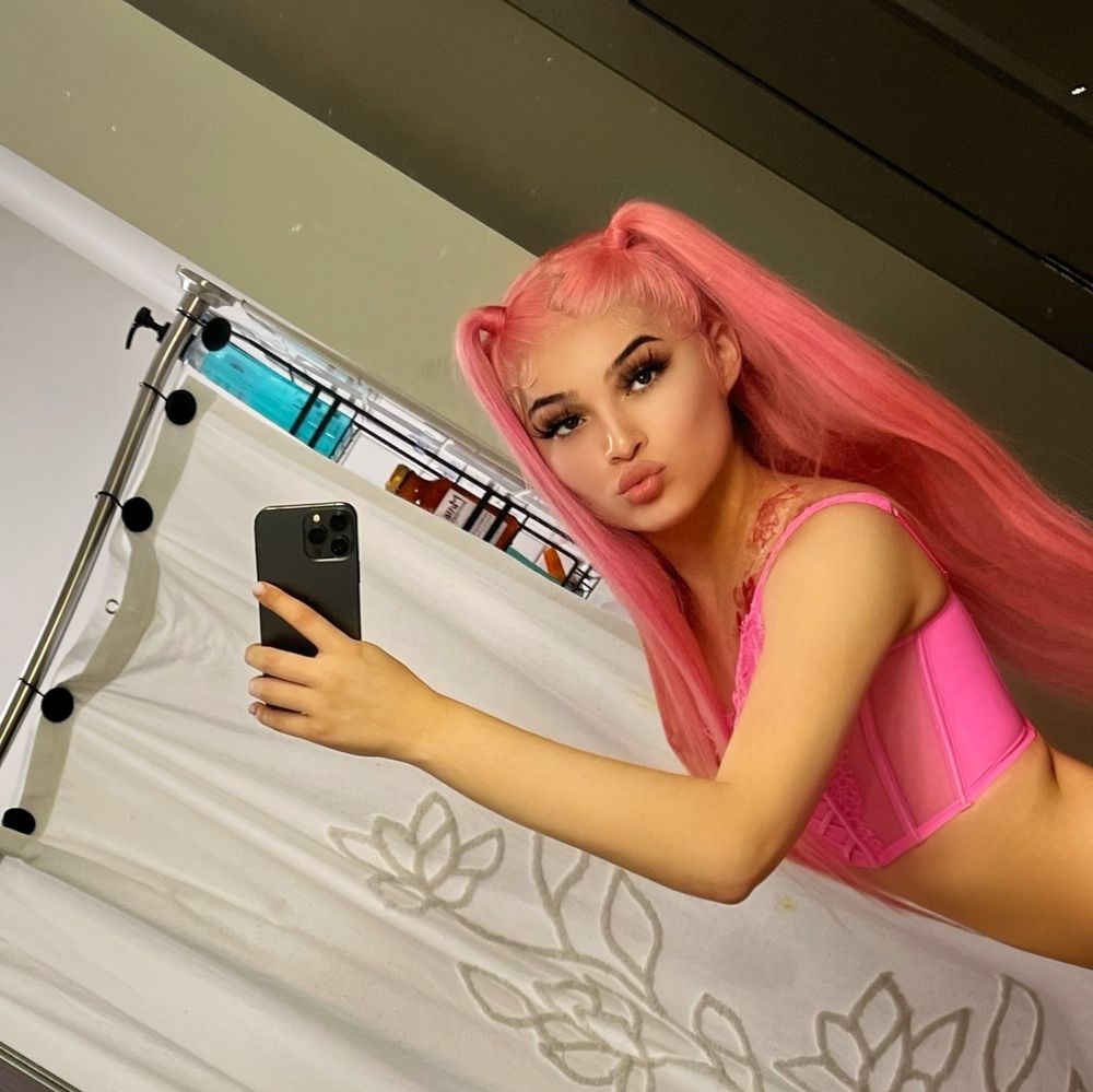 avavillain OnlyFans profile picture