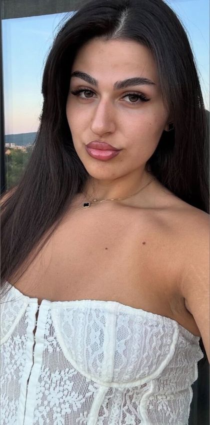 softteasekarina OnlyFans picture