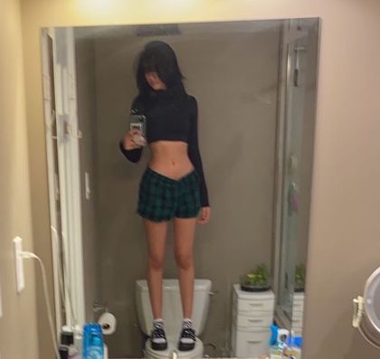 everythingispeachykeen OnlyFans picture