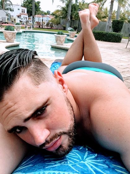johnsouth7farter OnlyFans picture