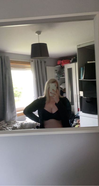 abbey11098 OnlyFans picture