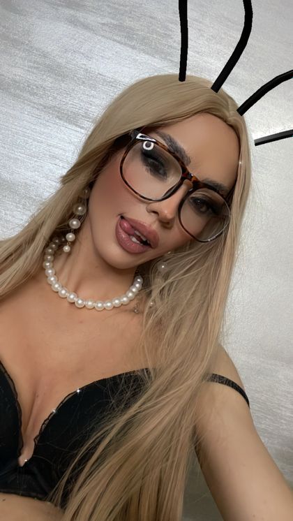 odette1_official OnlyFans picture