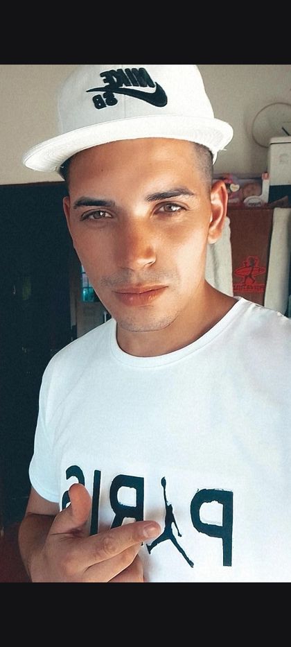 lucas22222 OnlyFans picture