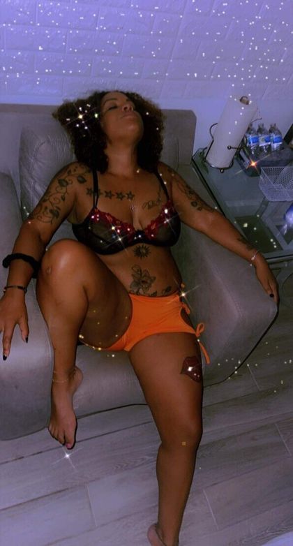tattedcurlygirl OnlyFans picture
