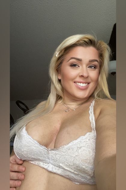 trixxxiemay OnlyFans picture