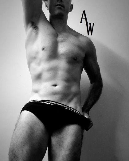 ariwhiteofficial OnlyFans picture