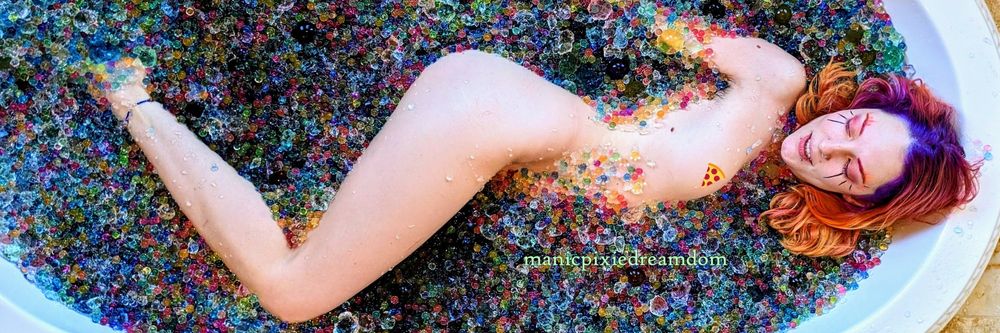 manicpixiedreamdom OnlyFans profile picture