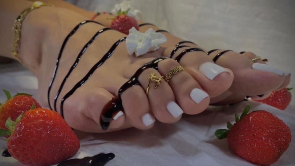 sweetchanelfeet OnlyFans profile picture