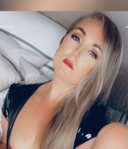 scarlet-anderson OnlyFans picture