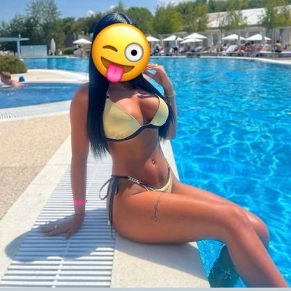 thaliavelar OnlyFans picture