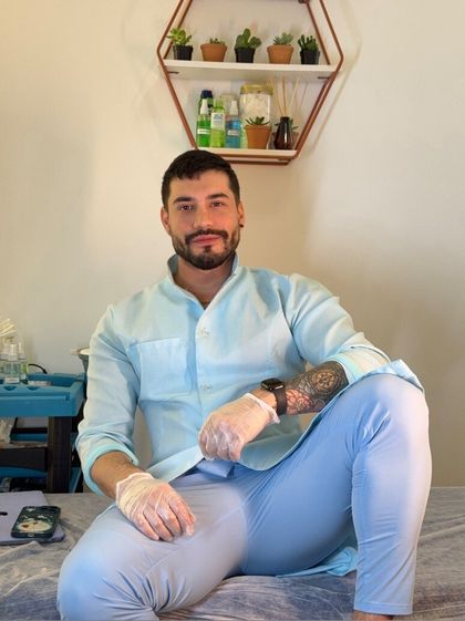 waxxxology OnlyFans picture